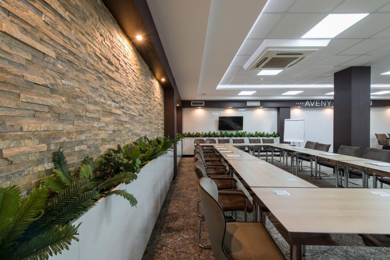 Garni Hotel Aveny Čačak المظهر الخارجي الصورة